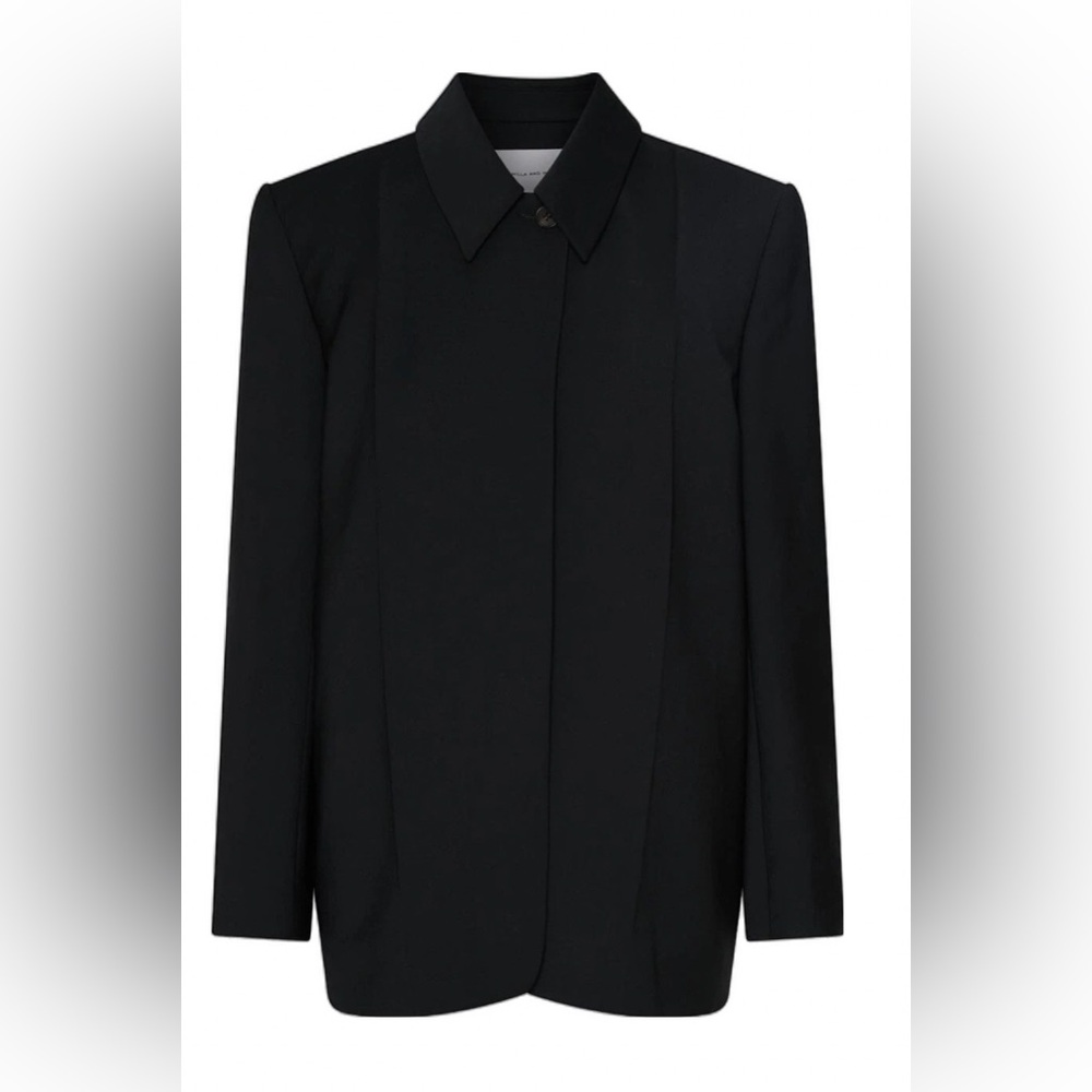 Camilla & Marc Elegant Black Blazer